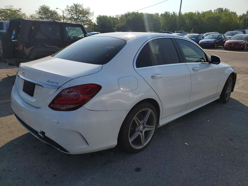 2015 Mercedes-benz C მანქანა იყიდება აუქციონზე, vin: 55SWF4KB1FU020992, აუქციონის ნომერი: 66258966