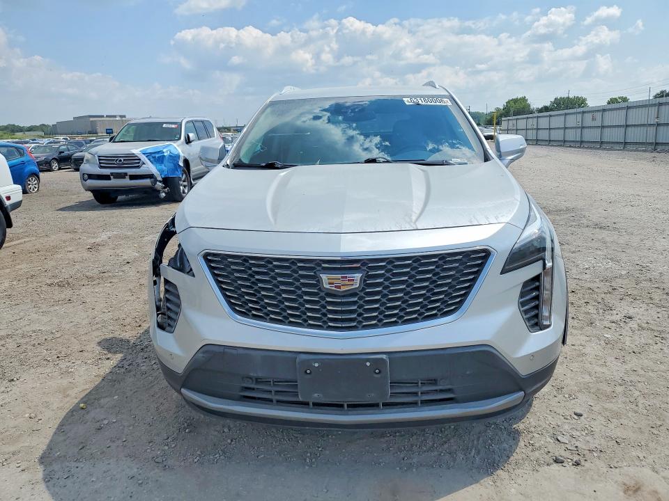 2022 Cadillac Xt4 მანქანა იყიდება აუქციონზე, vin: 1GYFZDR47NF131874, აუქციონის ნომერი: 63180006
