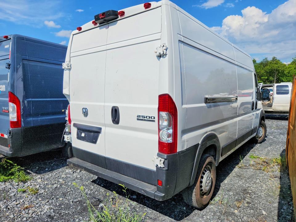 Продажа на аукционе авто 2025 Ram Promaster 2500, vin: 3C6LRVDG2SE518782, номер лота: 63053916