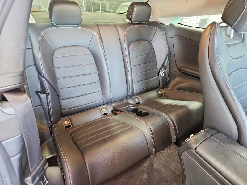 63782036 :رقم المزاد ، WDDWJ4JB1HF355739 vin ، 2017 Mercedes-benz C مزاد بيع