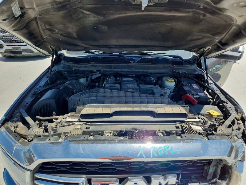 64743366 :رقم المزاد ، 3C63RRGL1NG188710 vin ، 2022 Ram 3500 مزاد بيع