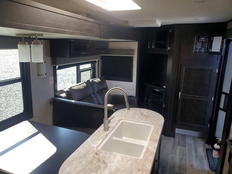 2021 Jayco Jay Jay Flight მანქანა იყიდება აუქციონზე, vin: 1UJBJ0BT5M1T90185, აუქციონის ნომერი: 65893316