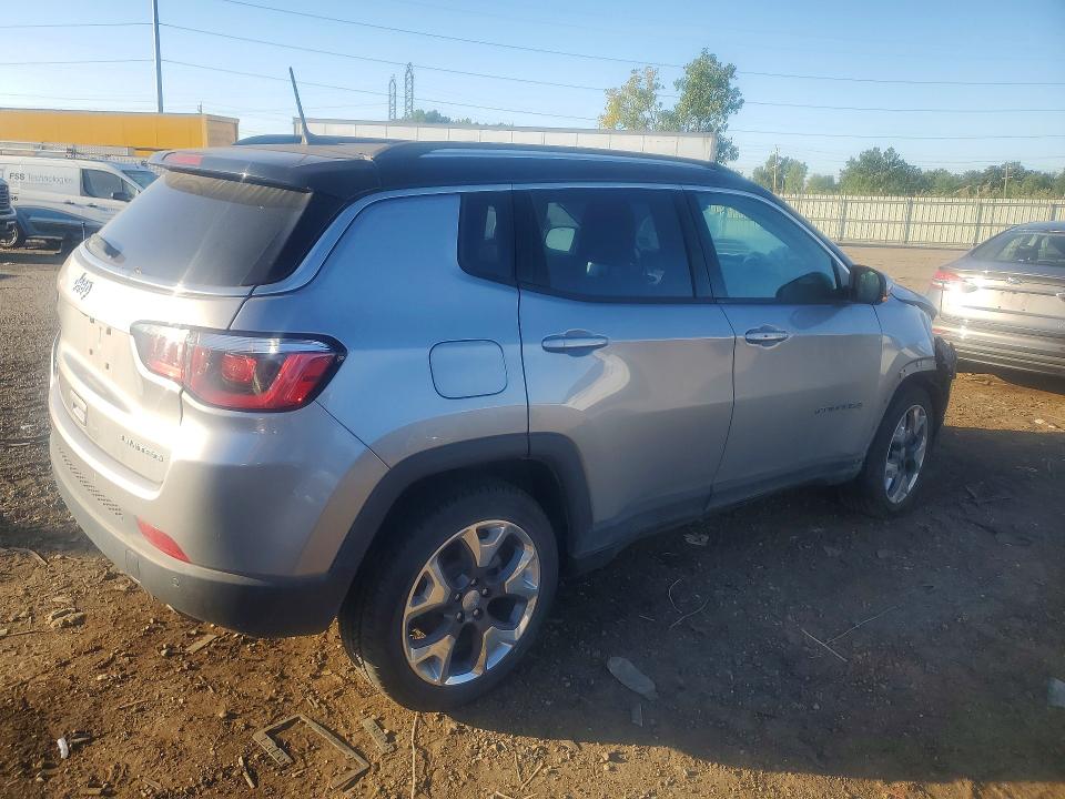 66540486 :رقم المزاد ، 3C4NJDCB5JT424009 vin ، 2018 Jeep Compass مزاد بيع