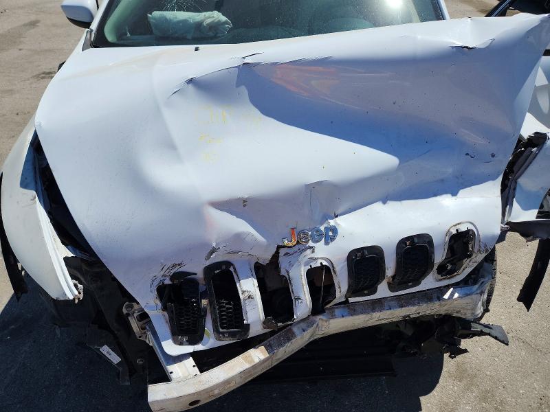 Продаж на аукціоні авто 2015 Jeep Cherokee, vin: 1C4PJLCB8FW759768, номер лоту: 66077256