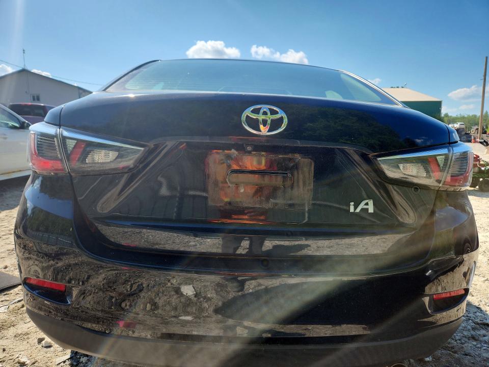 Продаж на аукціоні авто 2017 Toyota Yaris Ia, vin: 3MYDLBYV2HY167824, номер лоту: 63951276