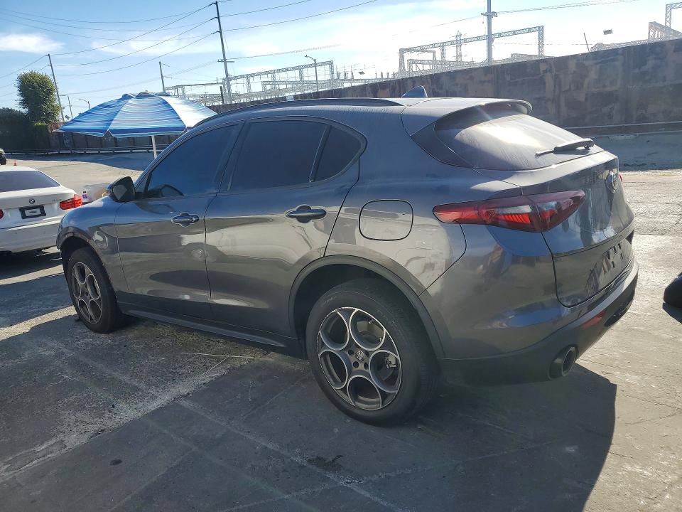 Продаж на аукціоні авто 2022 Alfa Romeo Stelvio, vin: ZASPAJAN4N7D30807, номер лоту: 65563296