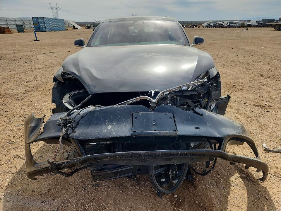 2018 Tesla Model S მანქანა იყიდება აუქციონზე, vin: 5YJSA1E27JF291279, აუქციონის ნომერი: 65140566