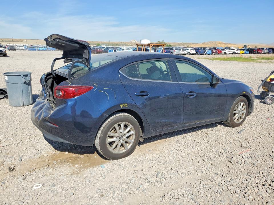 Продажа на аукционе авто 2018 Mazda 3, vin: 3MZBN1U76JM208645, номер лота: 65565826