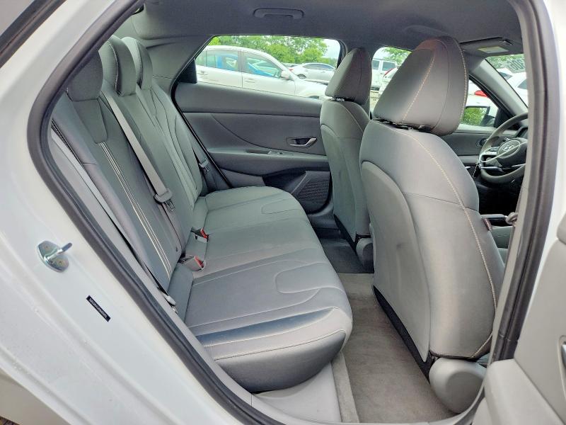 Продажа на аукционе авто 2022 Hyundai Elantra, vin: 5NPLM4AG9NH076976, номер лота: 64084306