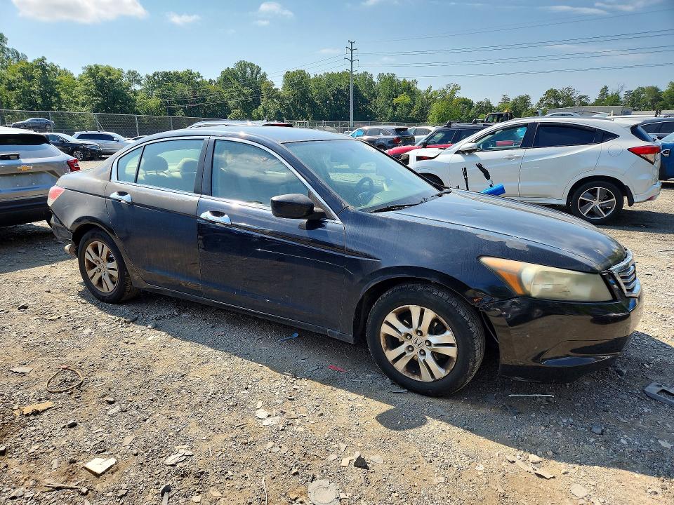 64151196 :رقم المزاد ، 1HGCP2F47AA144530 vin ، 2010 Honda Accord مزاد بيع