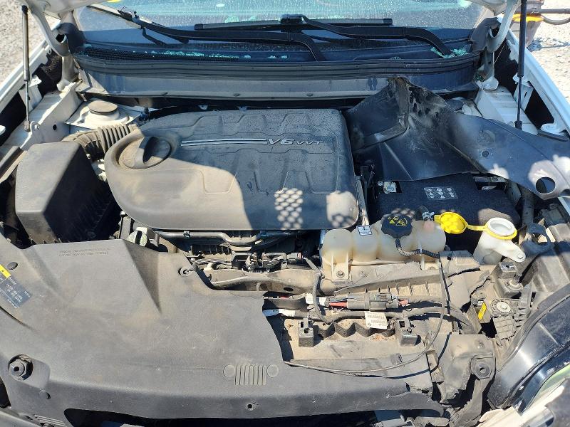 66241586 :رقم المزاد ، 1C4PJMBX9KD138399 vin ، 2019 Jeep Cherokee مزاد بيع