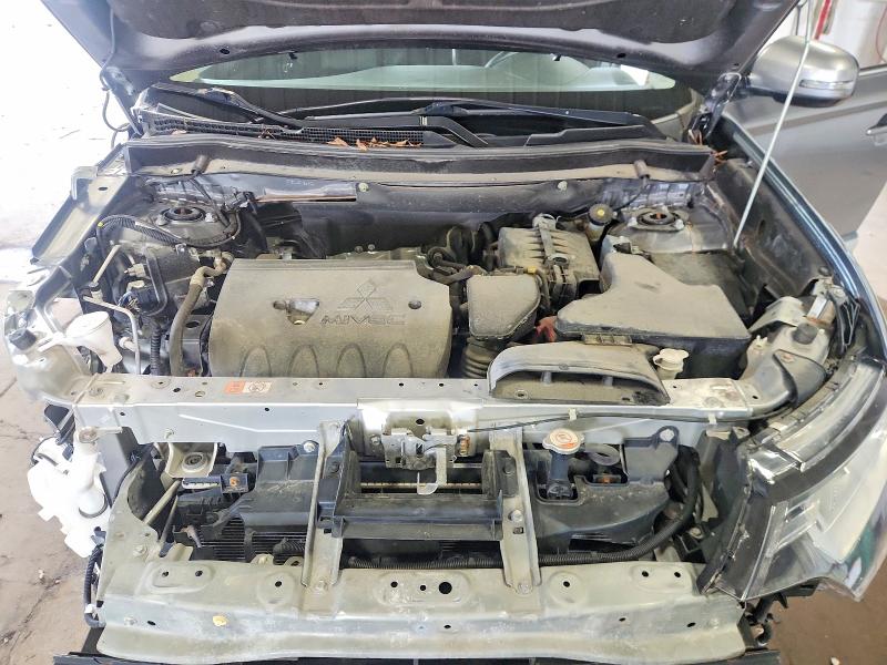 2020 Mitsubishi Outlander მანქანა იყიდება აუქციონზე, vin: JA4AZ3A32LZ036920, აუქციონის ნომერი: 65306926