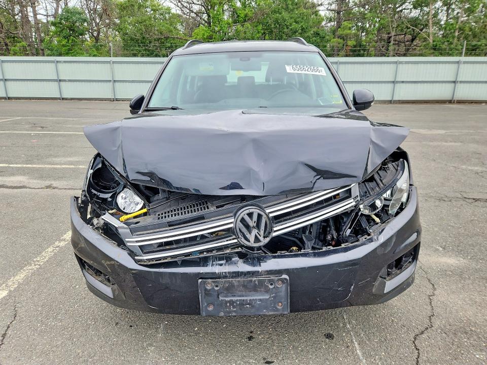 65862666 :رقم المزاد ، WVGBV7AX8GW001642 vin ، 2016 Volkswagen Tiguan مزاد بيع