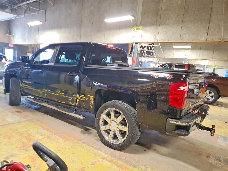 Продаж на аукціоні авто 2018 Chevrolet Silverado, vin: 3GCUKREC5JG373213, номер лоту: 64236636