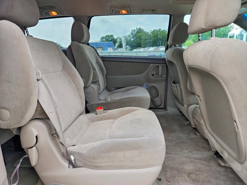 2005 Toyota Sienna მანქანა იყიდება აუქციონზე, vin: 5TDZA22C65S263850, აუქციონის ნომერი: 64083606