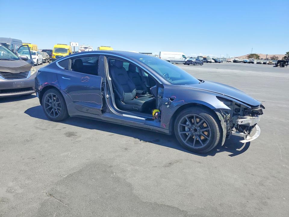 Aukcja sprzedaży 2018 Tesla Model 3, vin: 5YJ3E1EA7JF038205, numer aukcji: 66209316