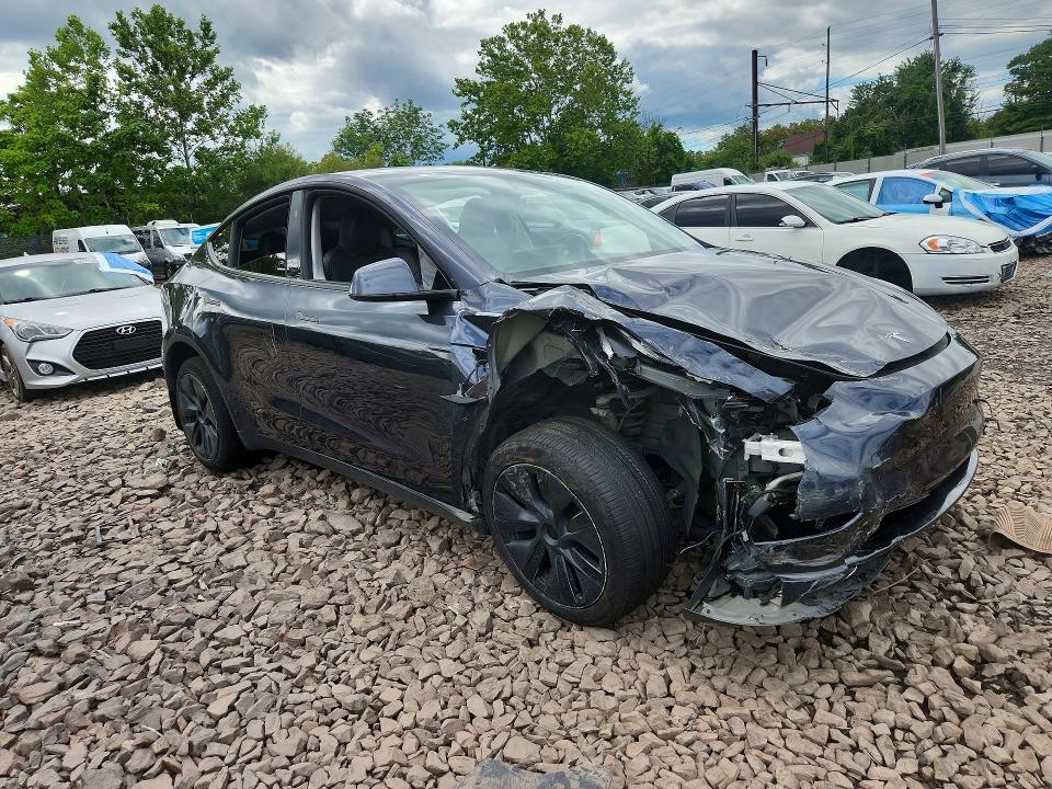 2025 Tesla Model Y მანქანა იყიდება აუქციონზე, vin: 7SAYGDEE9SA339760, აუქციონის ნომერი: 66497656