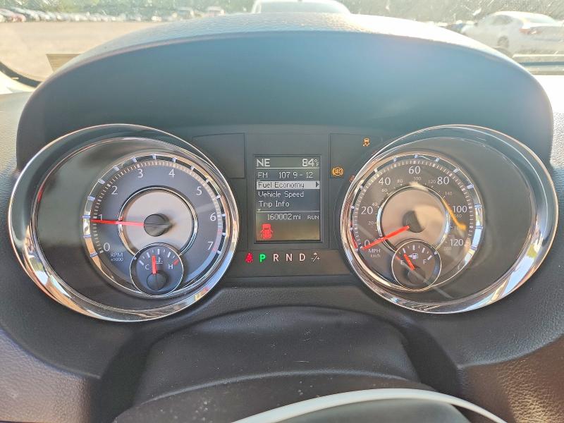 65620276 :رقم المزاد ، 2A4RR8DG0BR609255 vin ، 2011 Chrysler Town & Country مزاد بيع
