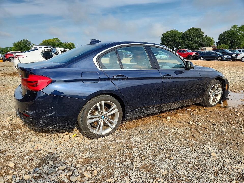 2017 Bmw 330 მანქანა იყიდება აუქციონზე, vin: WBA8B9G32HNU56045, აუქციონის ნომერი: 66084536