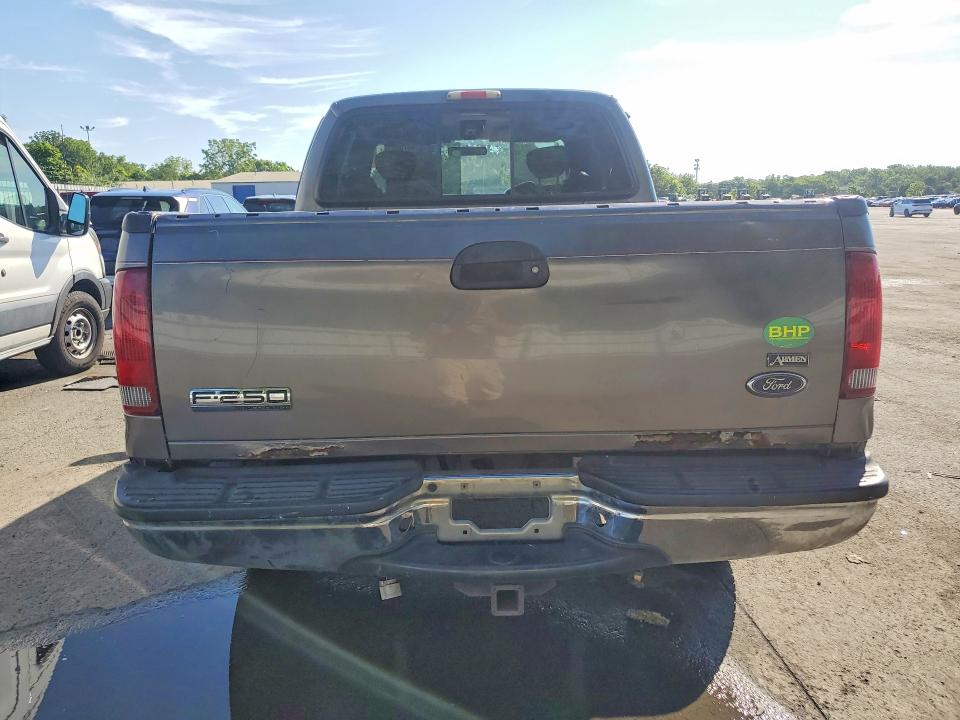63786816 :رقم المزاد ، 1FTNX21LX2EC31936 vin ، 2002 Ford F250 مزاد بيع