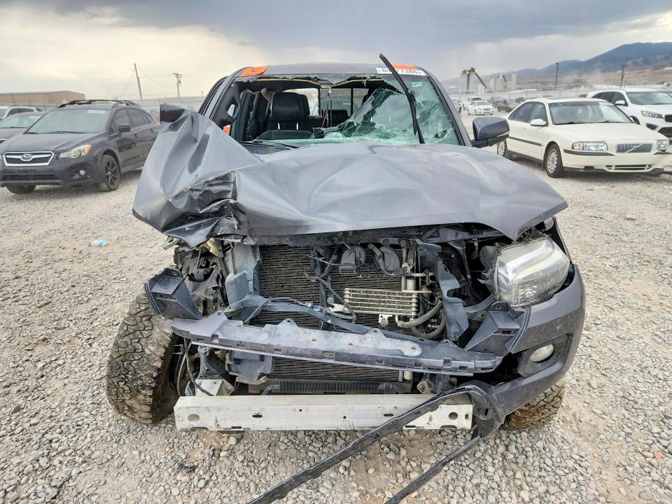 64477386 :رقم المزاد ، 3TMDZ5BN8LM082980 vin ، 2020 Toyota Tacoma مزاد بيع
