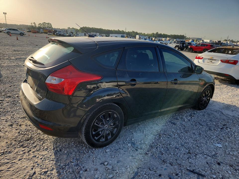 2014 Ford Focus მანქანა იყიდება აუქციონზე, vin: 1FADP3K20EL312926, აუქციონის ნომერი: 64890606