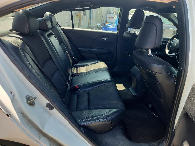 64047466 :رقم المزاد ، 1HGCR2F55GA180390 vin ، 2016 Honda Accord مزاد بيع