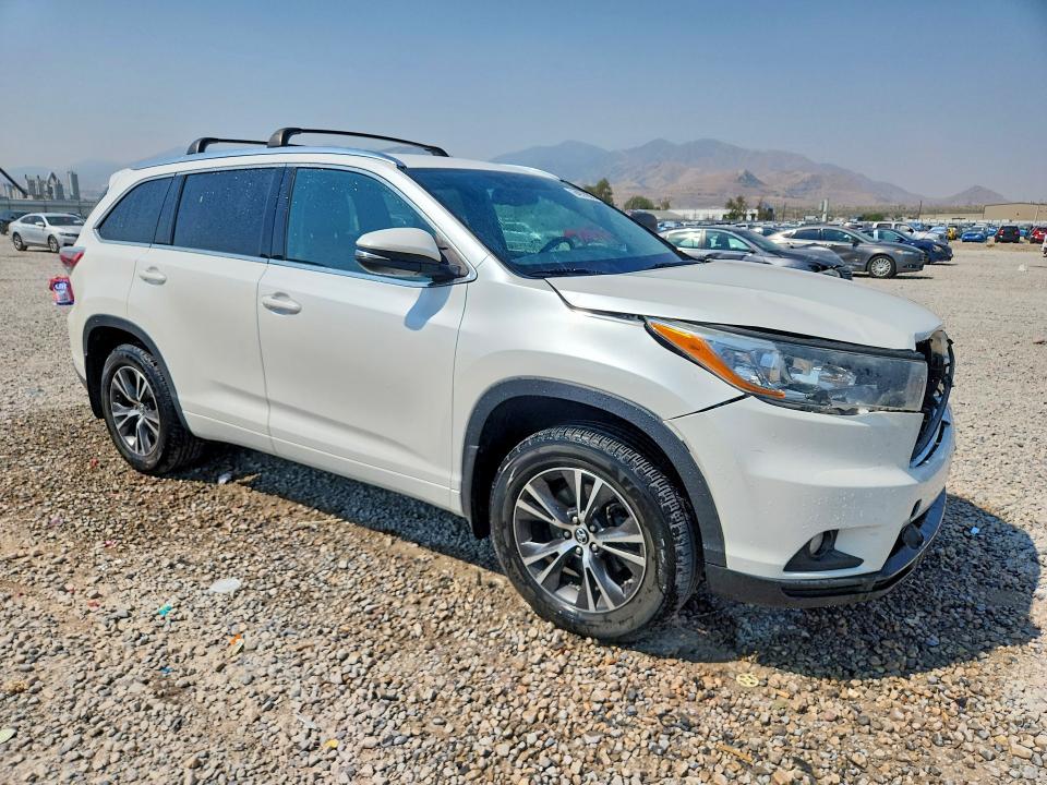 Продажа на аукционе авто 2016 Toyota Highlander, vin: 5TDJKRFH1GS348218, номер лота: 64057906