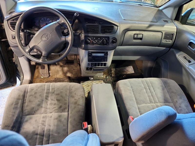 Продажа на аукционе авто 2002 Toyota Sienna, vin: 4T3ZF13C42U457801, номер лота: 66816886
