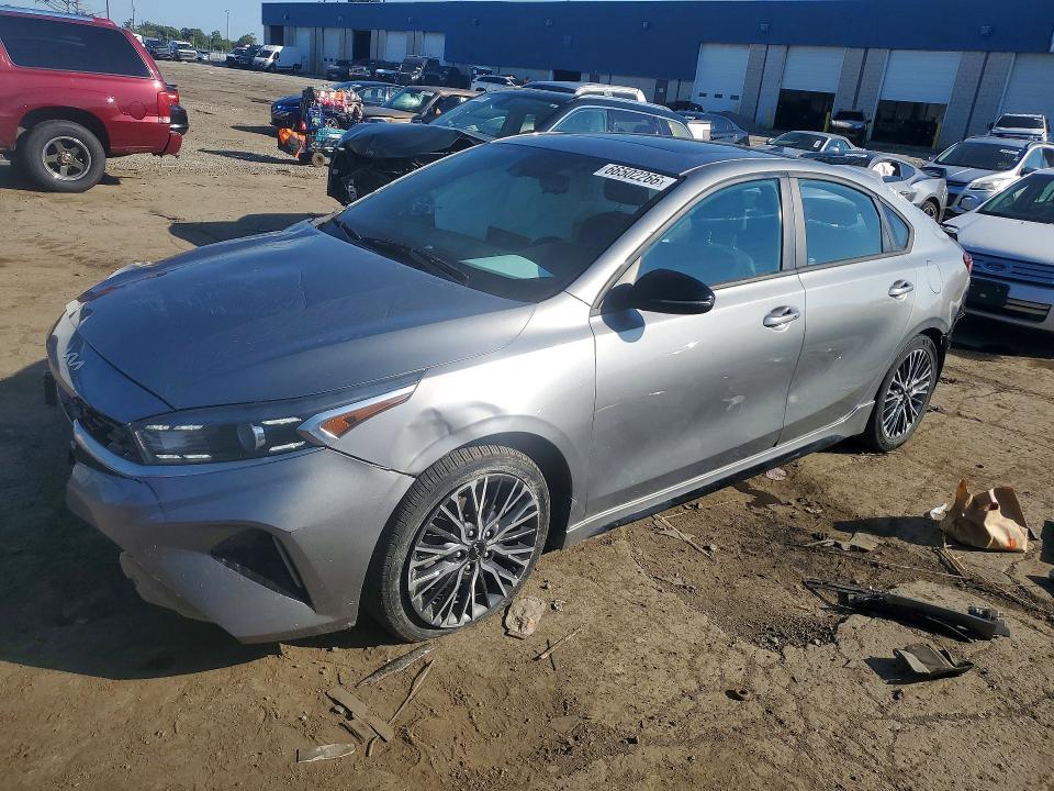 66502266 :رقم المزاد ، 3KPF54AD9NE507871 vin ، 2022 Kia Forte مزاد بيع