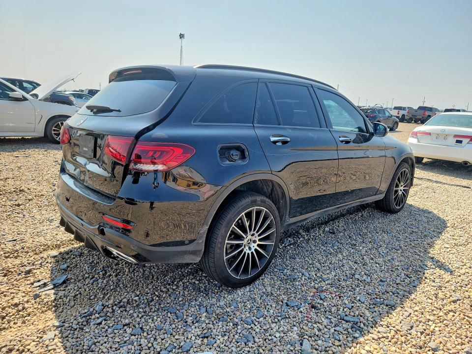 64545506 :رقم المزاد ، W1N0G8DB8MV296666 vin ، 2021 Mercedes-benz Glc مزاد بيع