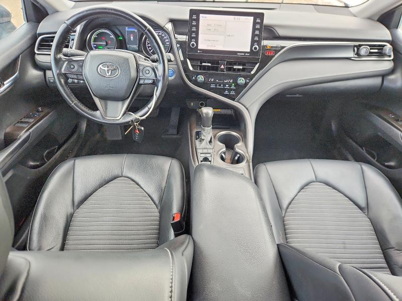 64934226 :رقم المزاد ، 4T1B21HK4MU523742 vin ، 2021 Toyota Camry مزاد بيع