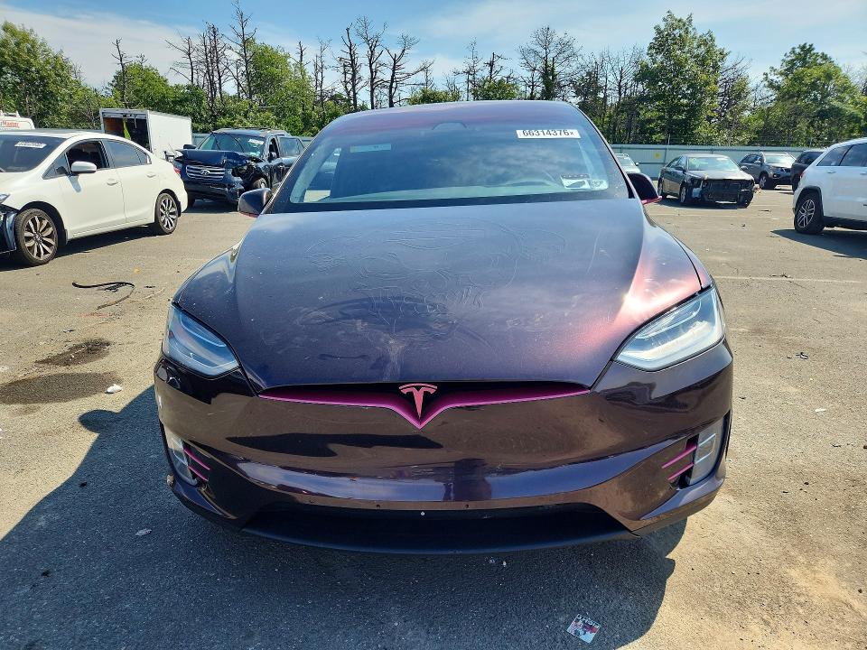 66314376 :رقم المزاد ، 5YJXCDE25KF187778 vin ، 2019 Tesla Model X مزاد بيع