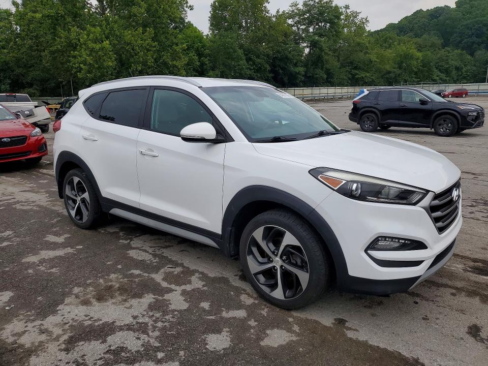 Продаж на аукціоні авто 2017 Hyundai Tucson, vin: KM8J3CA2XHU396435, номер лоту: 64297086