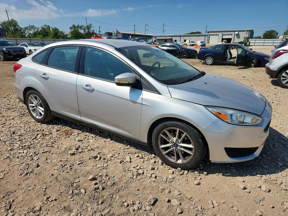 66924276 :رقم المزاد ، 1FADP3F26FL360359 vin ، 2015 Ford Focus مزاد بيع