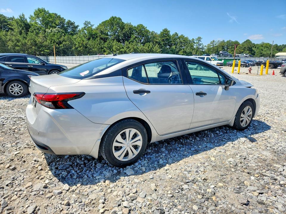 65287676 :رقم المزاد ، 3N1CN8DV9LL801880 vin ، 2020 Nissan Versa مزاد بيع