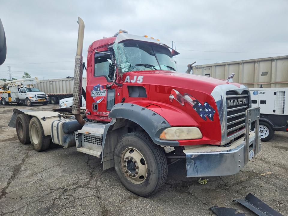 2021 Mack Granite მანქანა იყიდება აუქციონზე, vin: 1M1GR4GY1MM022580, აუქციონის ნომერი: 63504956