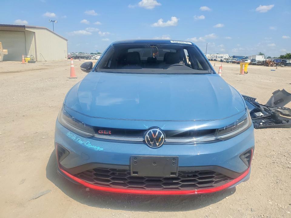 2026 Volkswagen Jetta მანქანა იყიდება აუქციონზე, vin: 3VW2M7BU7TM021027, აუქციონის ნომერი: 63298016