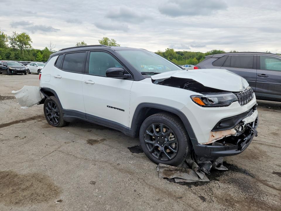 2024 Jeep Compass მანქანა იყიდება აუქციონზე, vin: 3C4NJDBN3RT139722, აუქციონის ნომერი: 66618346