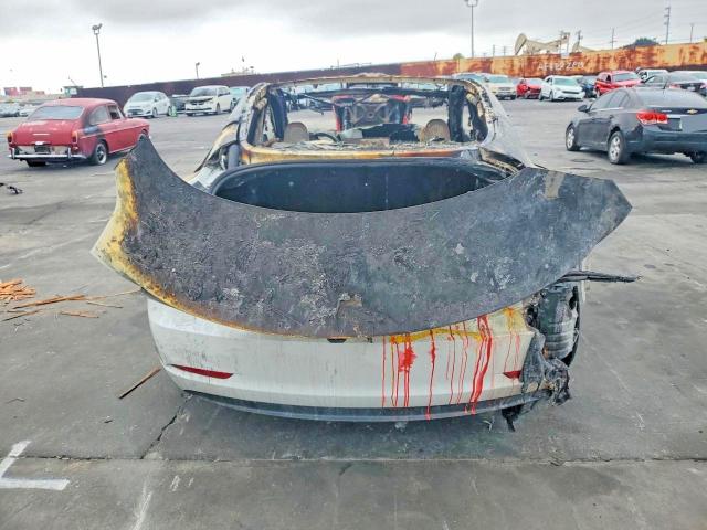 Продаж на аукціоні авто 2023 Tesla Model 3, vin: 5YJ3E1EA0PF459787, номер лоту: 63689106