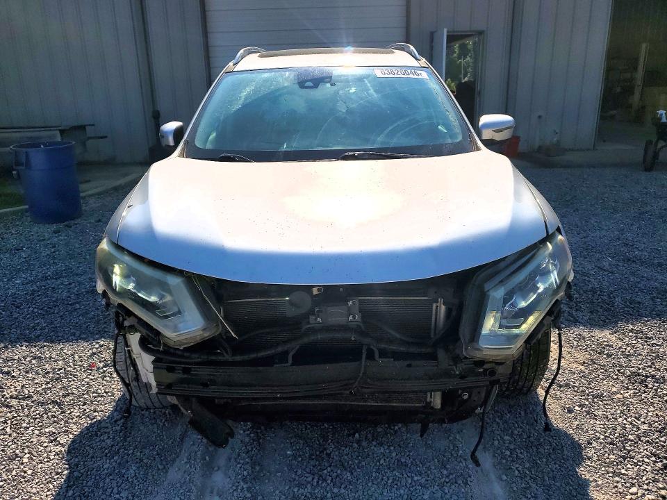 Продаж на аукціоні авто 2017 Nissan Rogue, vin: 5N1AT2MT9HC799701, номер лоту: 63826046