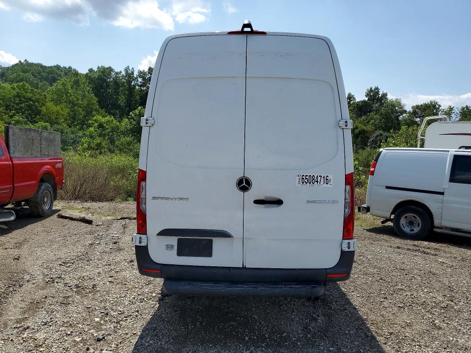 65084716 :رقم المزاد ، W1Y8EC3Y6LP251815 vin ، 2020 Mercedes-benz Sprinter مزاد بيع