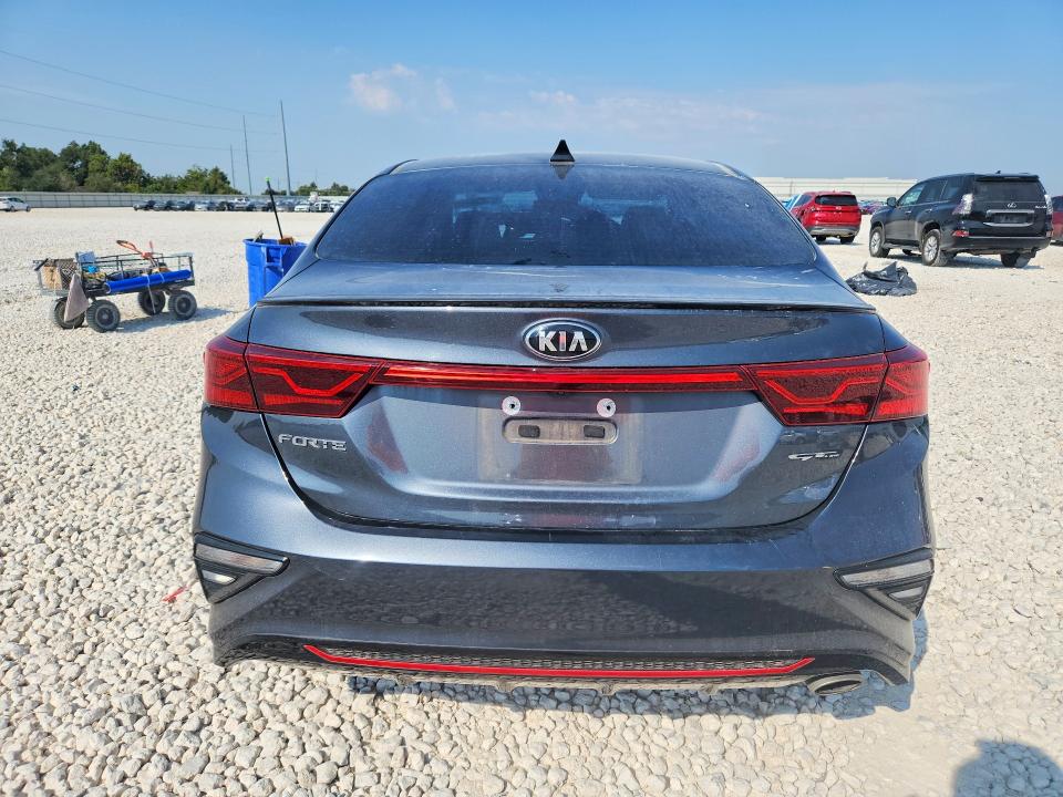 2020 Kia Forte მანქანა იყიდება აუქციონზე, vin: 3KPF34AD2LE167501, აუქციონის ნომერი: 67038996