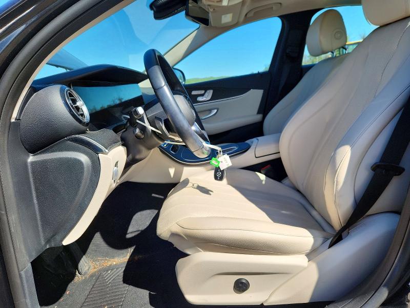 66918606 :رقم المزاد ، W1KZF8EB0MA995240 vin ، 2021 Mercedes-benz E مزاد بيع