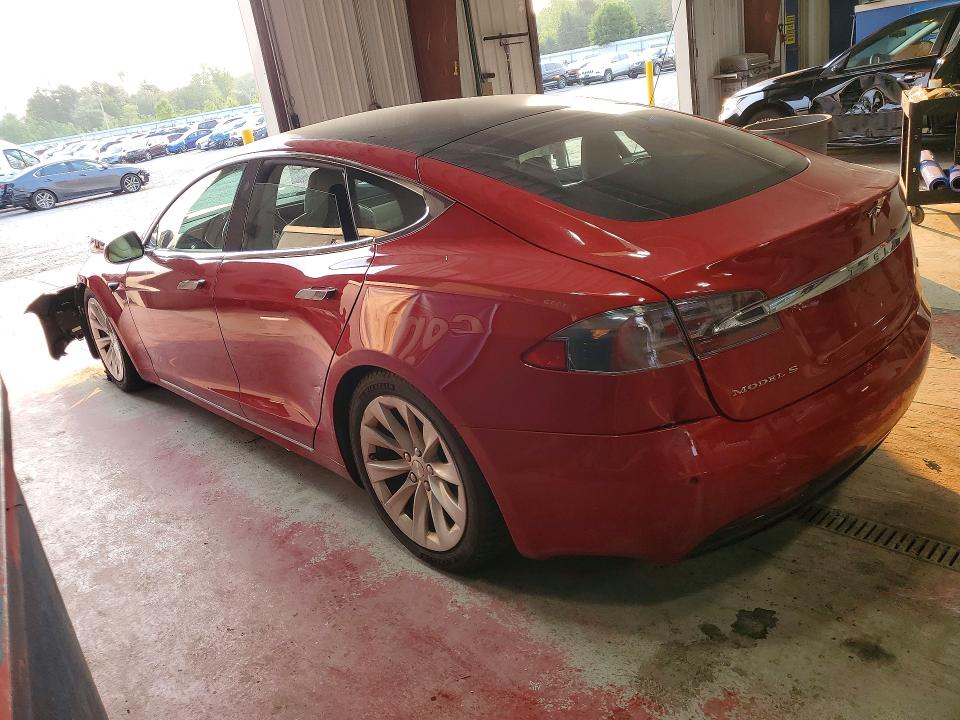 Продажа на аукционе авто 2017 Tesla Model S, vin: 5YJSA1E26HF230421, номер лота: 64563286