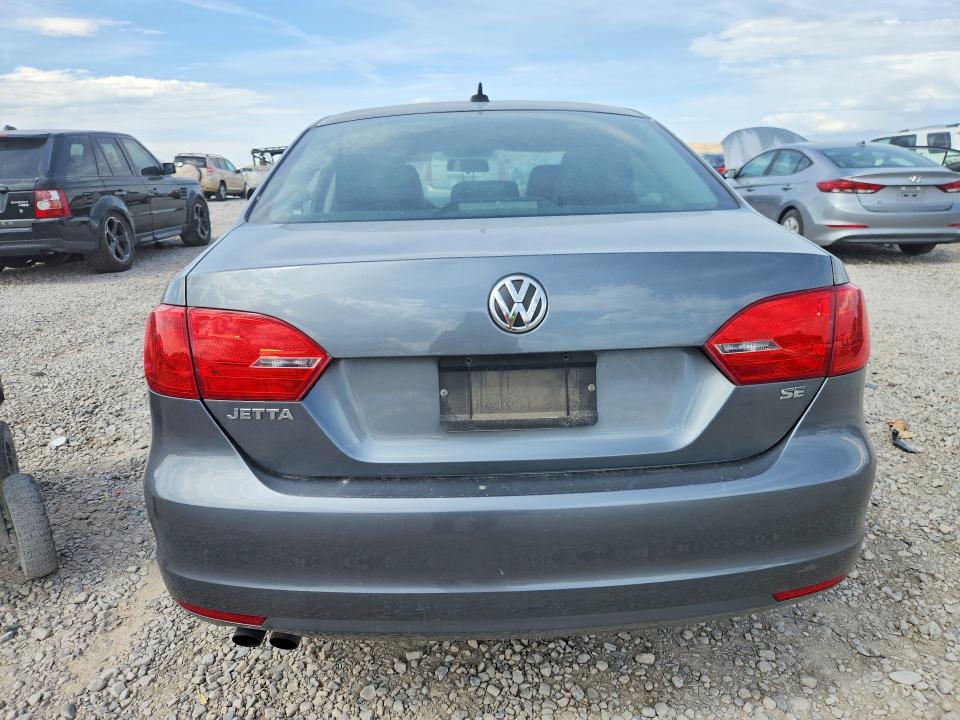 66187146 :رقم المزاد ، 3VWD17AJ9EM233309 vin ، 2014 Volkswagen Jetta مزاد بيع
