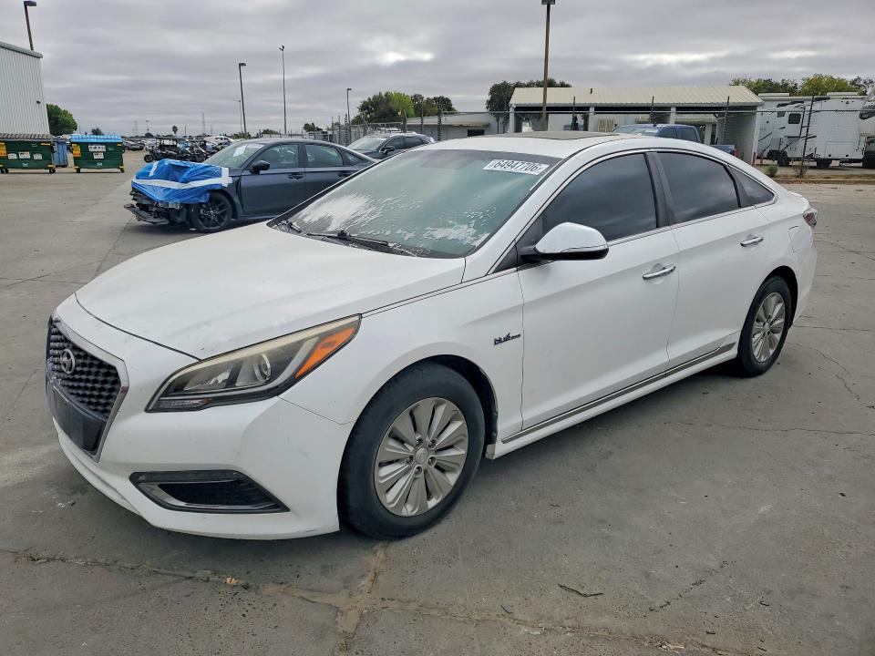 Auction sale of the 2016 Hyundai Sonata Hybrid, vin: KMHE24L15GA014374, lot number: 64947706