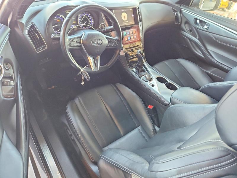 64585136 :رقم المزاد ، JN1CV7EL7HM320093 vin ، 2017 Infiniti Q60 مزاد بيع