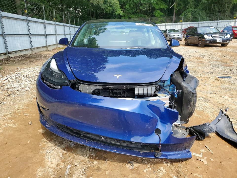 64075996 :رقم المزاد ، 5YJ3E1EAXPF608545 vin ، 2023 Tesla Model 3 مزاد بيع