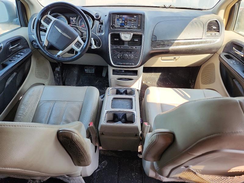 66275496 :رقم المزاد ، 2C4RC1BG1FR699328 vin ، 2015 Chrysler Town & Country مزاد بيع